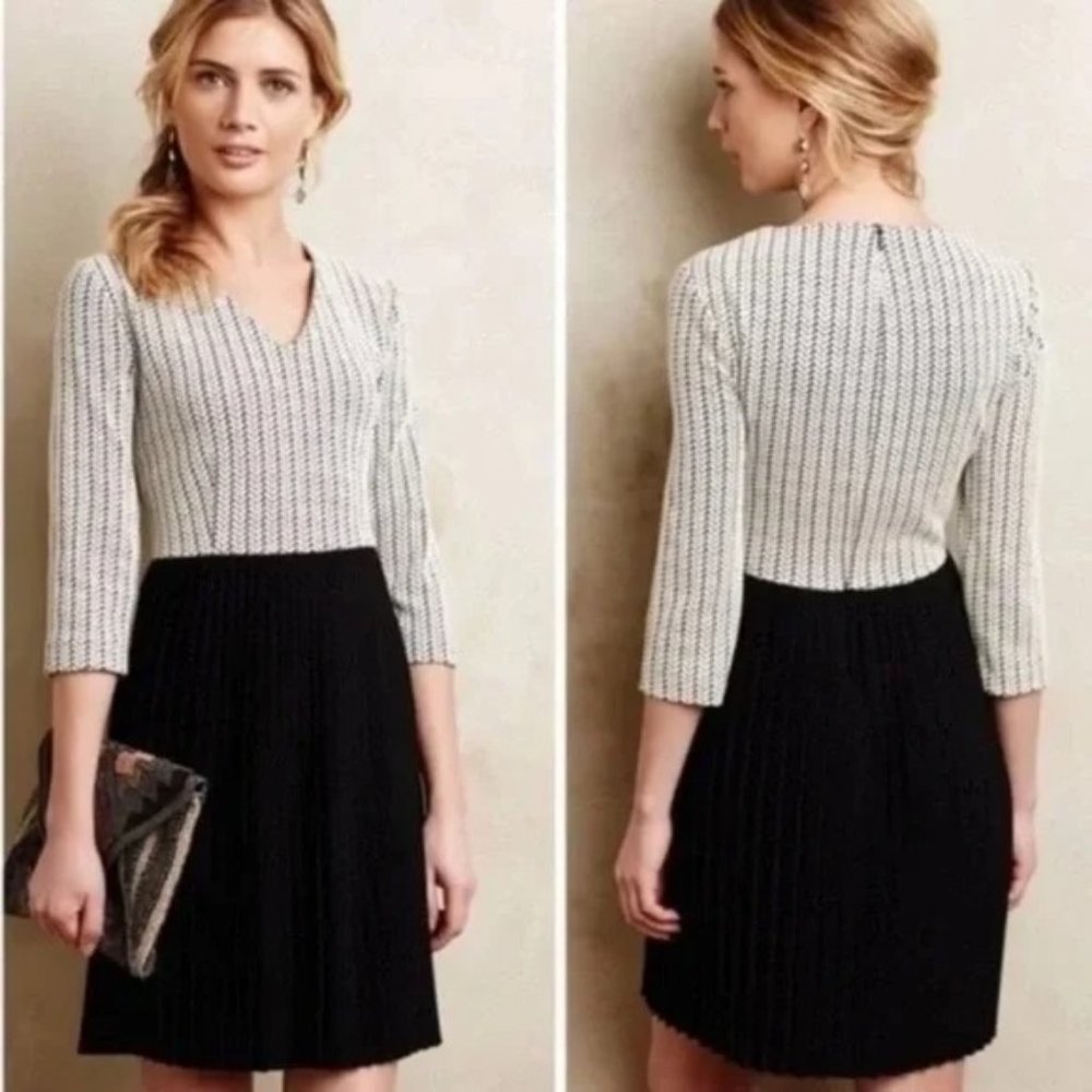 ANTHROPOLOGIE GANNI Jacquard White Long Sleeve VNeck Pleated Mini Dress XS Knit